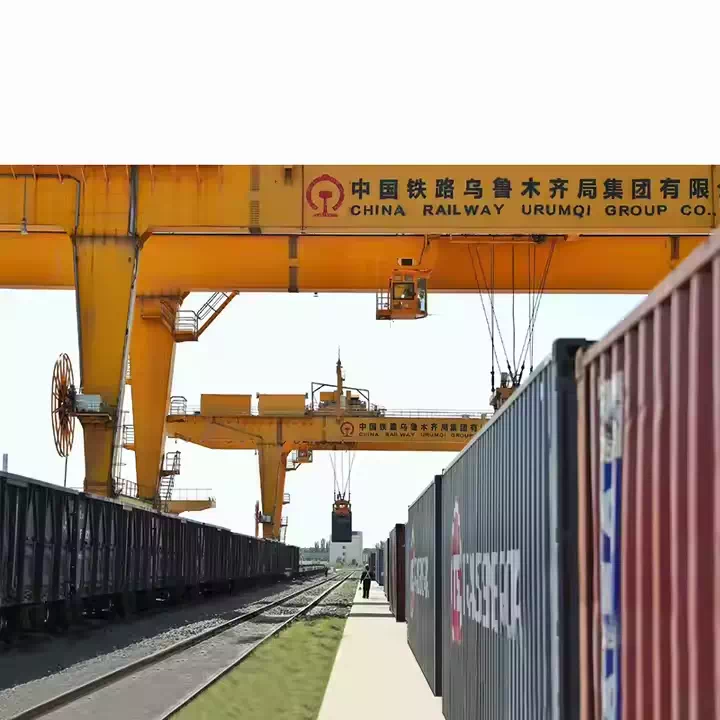 Heavy-duty rail gantry crane in intermodal terminal