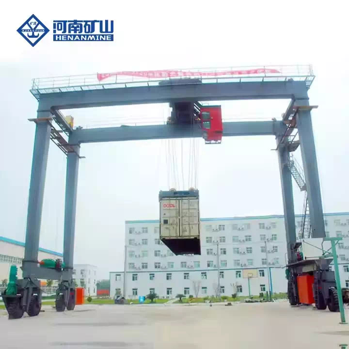 High-Efficiency Rubber-Tired Stacking Crane