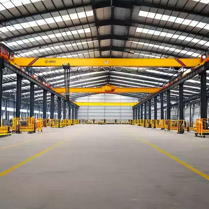 Low Clearance Single Girder Crane in warehouse lifting heavy loads